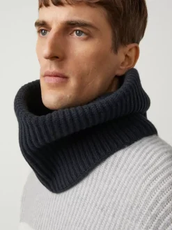 Men LISA YANG Scarves^The Copenhagen Snood