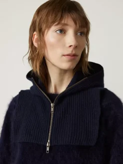 Women LISA YANG Scarves^The Kairo Hood