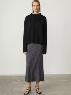 Women LISA YANG Sweaters^The Sandy Sweater - Mock Neck Cashmere Sweater