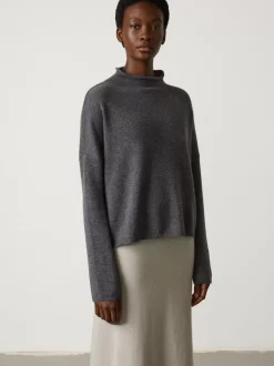 Women LISA YANG Sweaters^The Sandy Sweater